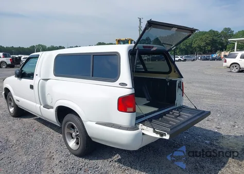 2000 Chevrolet S-10 Ls из США, поврежденный, VIN 1GCCS1441Y8182038